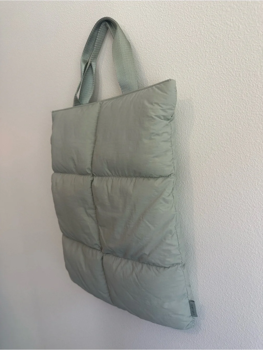 Comfyable Puffy Laptop Sleeve Padded Quilted Carrying Case Bag - Sage Green